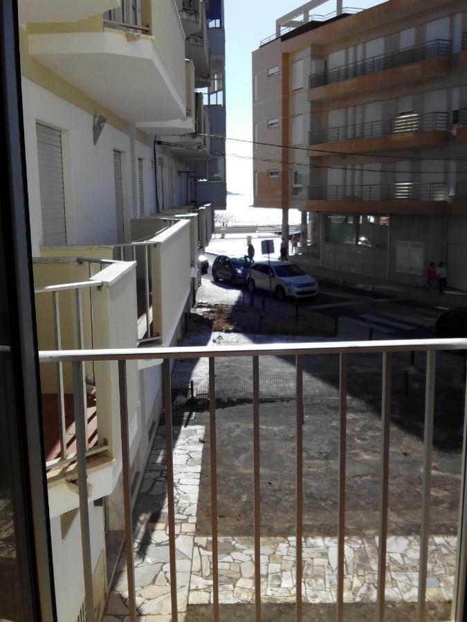Casinhas Da Praia 圣马蒂纽·杜·波特 外观 照片
